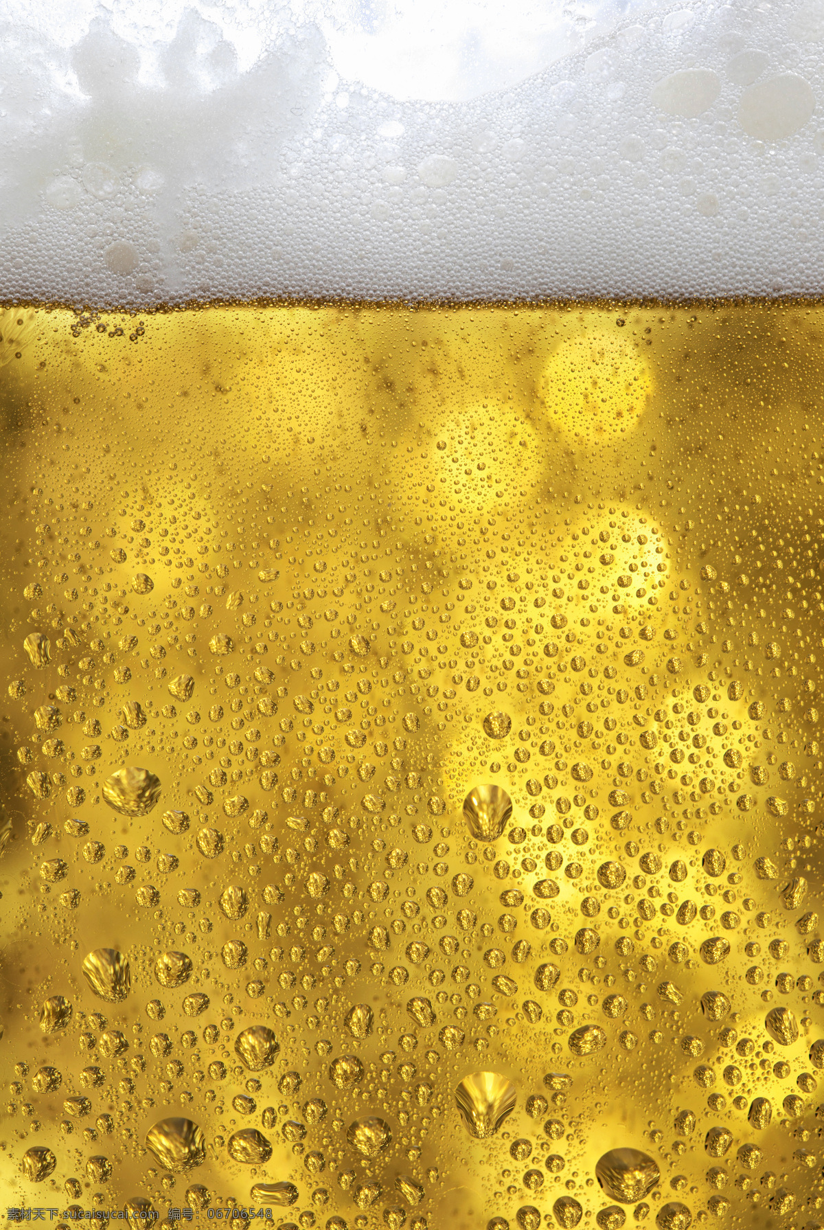 啤酒 水珠 背景 酒水 饮料 啤酒杯 杯子 玻璃杯 水珠背景 酒类图片 餐饮美食