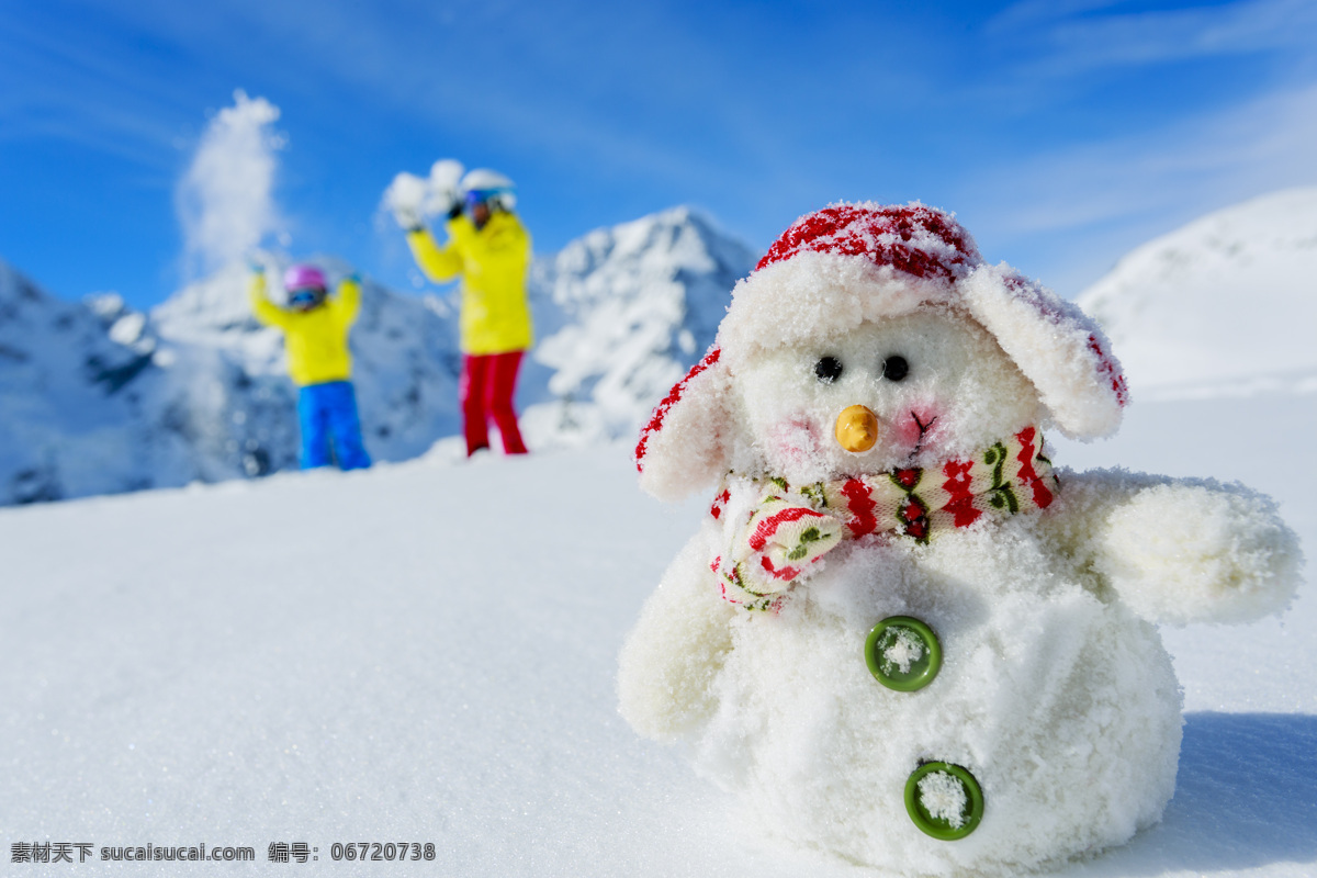 雪地 上 可爱 雪人 雪花 圣诞节 节日庆典 其他人物 人物图片