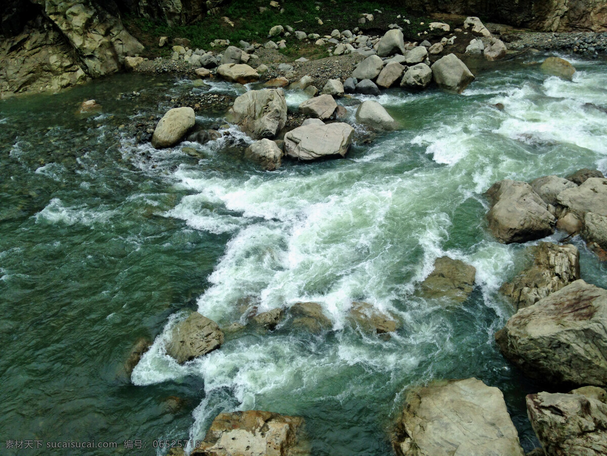 急流 礁石 湍急的水 溪水 山间 大自然 摄影图片 自然景观 山水风景