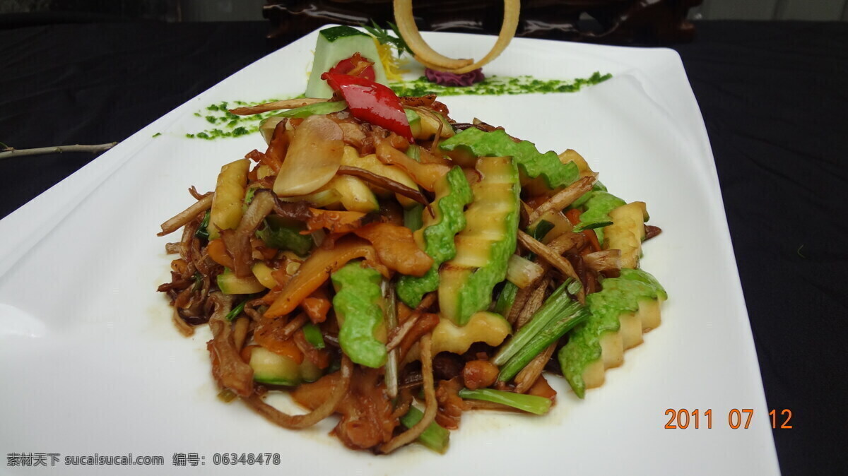 菌瓜爆螺片 蘑菇炒西瓜皮 传统美食 餐饮美食