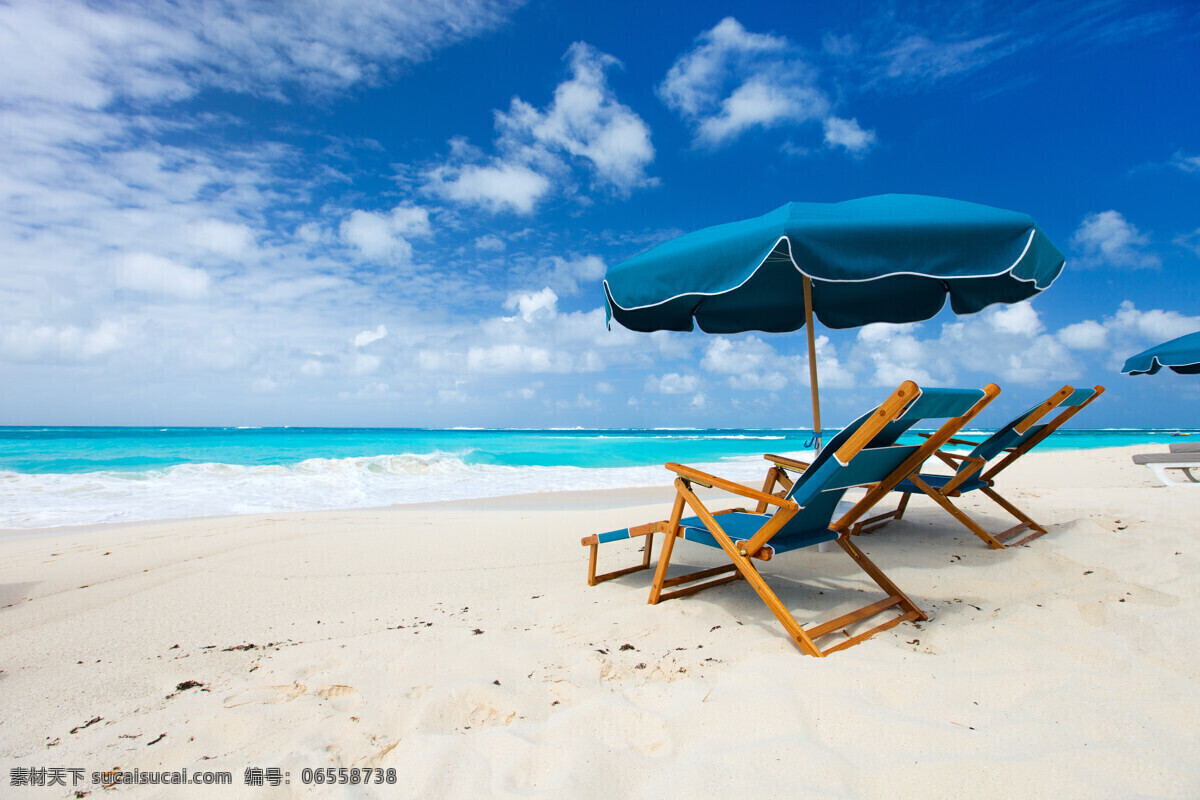 沙滩 上 躺椅 海边 遮阳伞 休闲椅 大海图片 风景图片