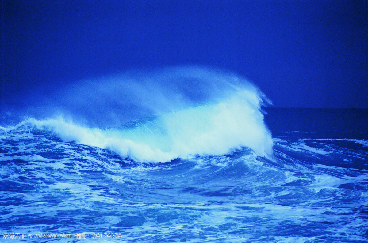 海浪 大海 海边 海水 海滩 浪花 波涛 波涛汹涌 海啸 巨浪 大浪 自然风景 高清图片 大海图片 风景图片