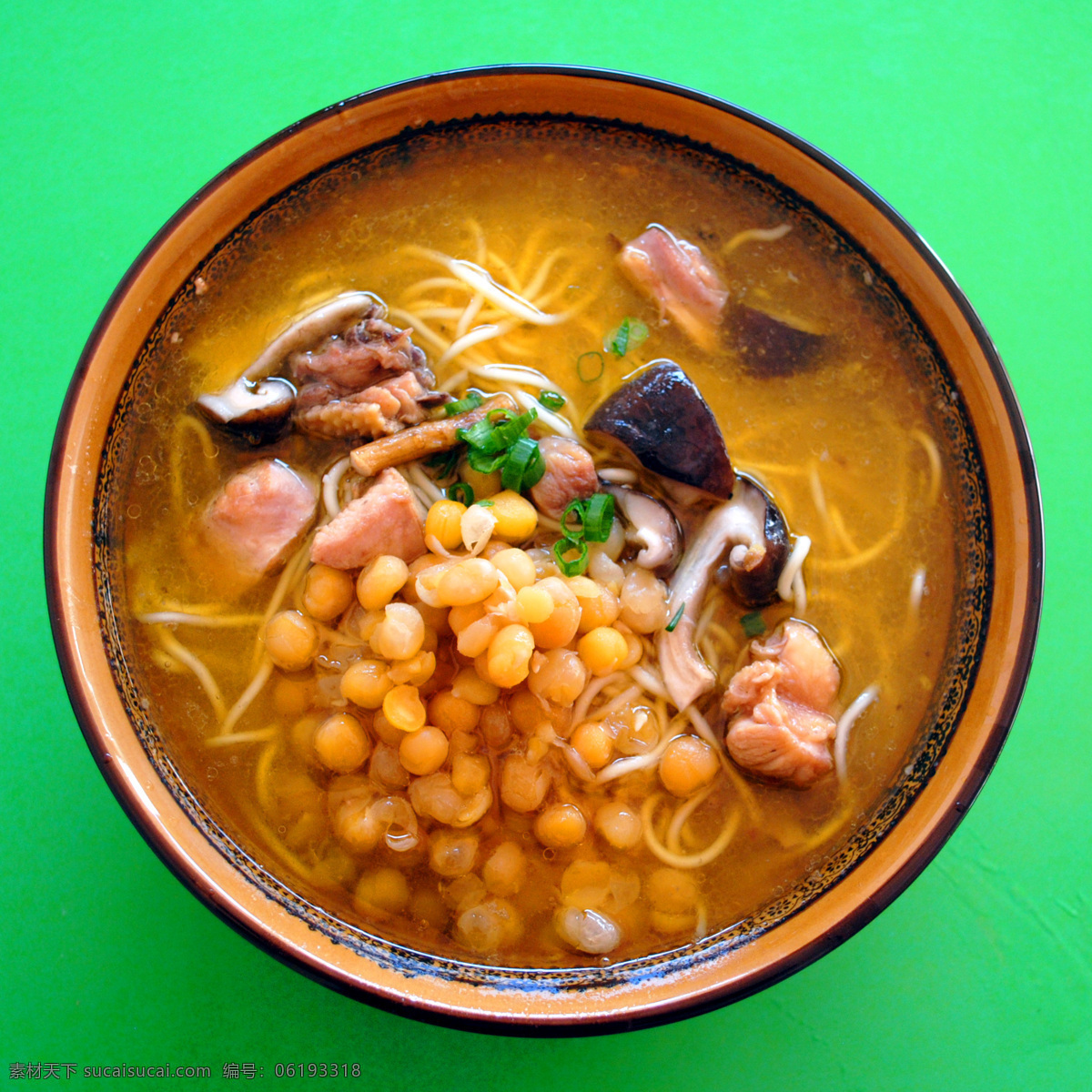 香菇炖鸡面 杂酱面 川味面 碗豆面 面条 餐饮美食 传统美食