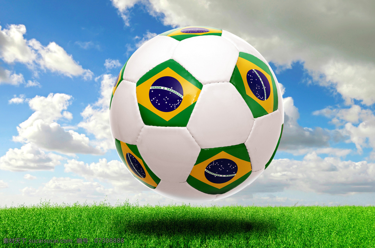 草坪 上 世界杯 标志 足球 天空 体育运动 生活百科