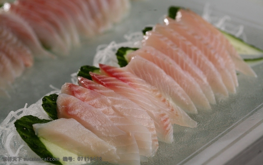 海鲈鱼刺身 海鲈鱼 刺身 日本料理 海鱼 鲈鱼刺身 西餐美食 餐饮美食