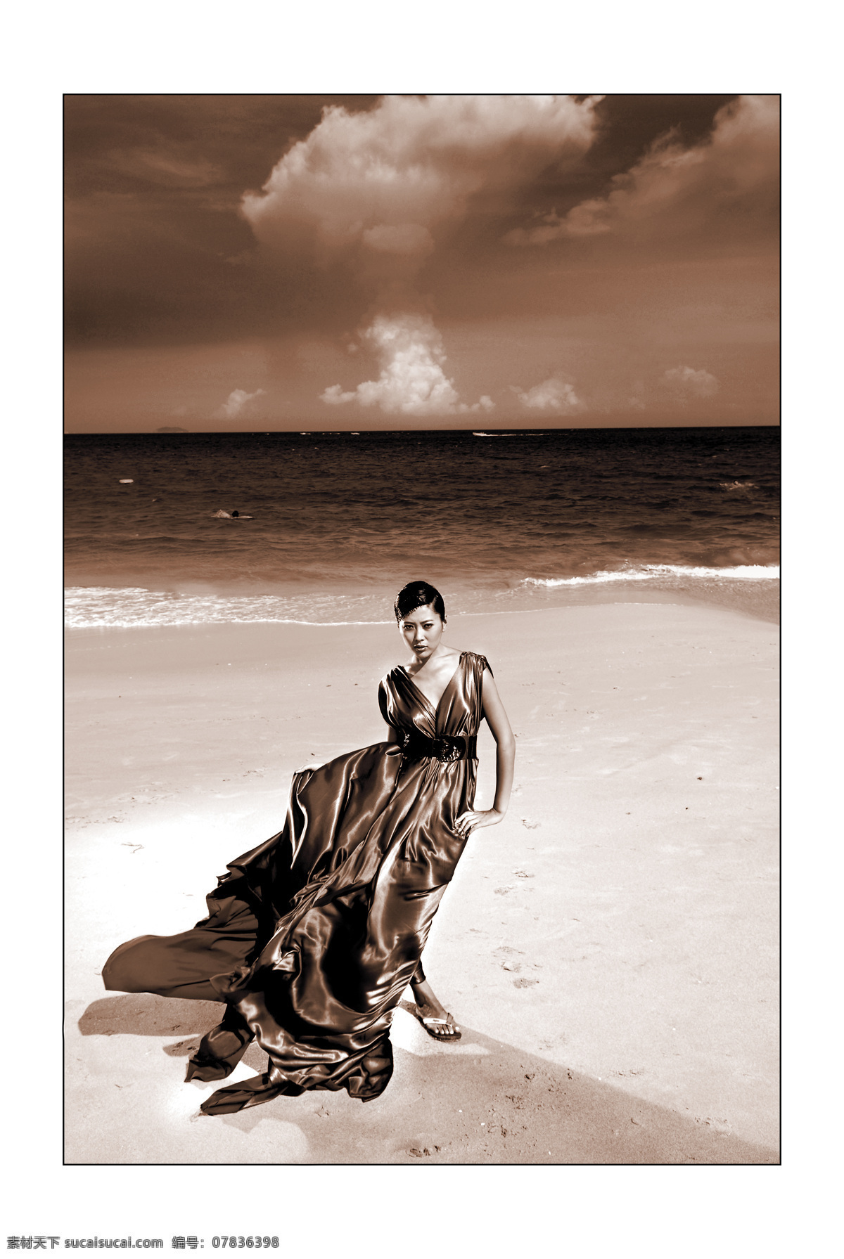 黑白写真 天空 白云 大海 海滩 沙滩 长裙 绸缎 飞舞 美女 室内写真 人物摄影 人物图库