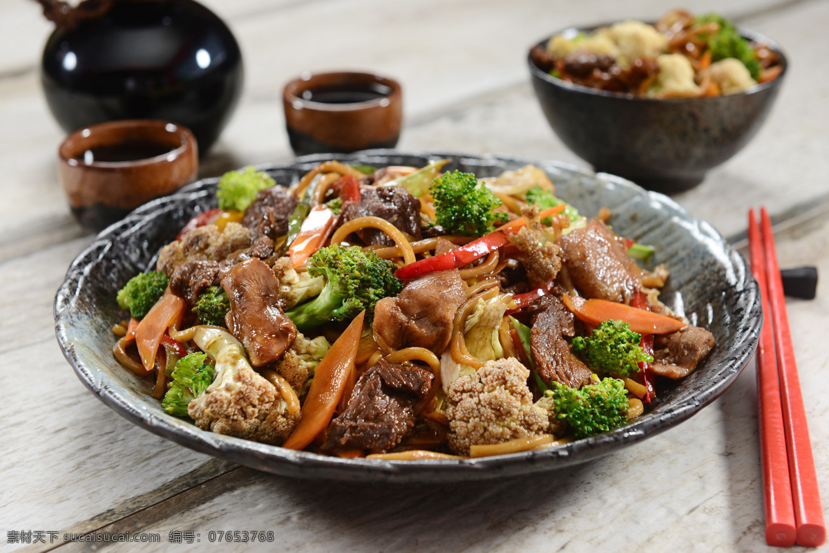 盘子 中 菜 花花 炒 肉 炒菜 菜花 食品 美食 外国美食 餐饮美食