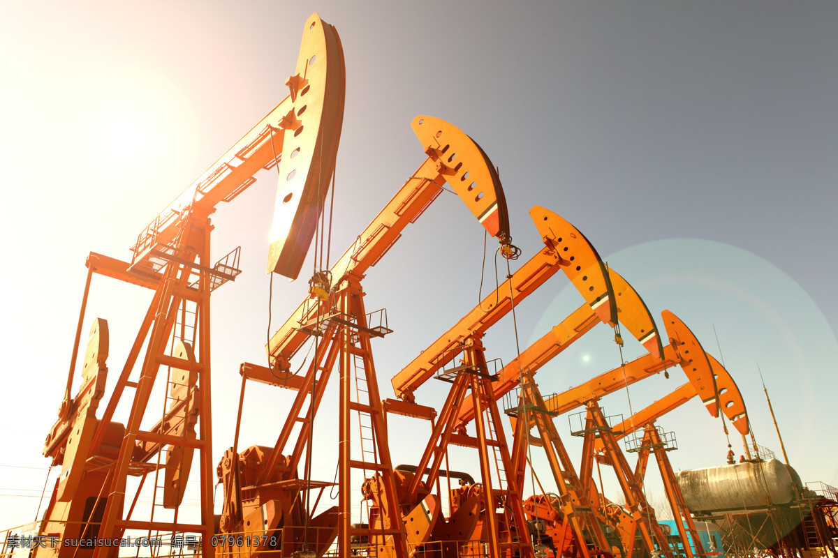 开采石油 石油工业 石油 燃料 天然气 油泵 开采 工业 生产 加工 提炼 现代工业 现代科技 工业生产