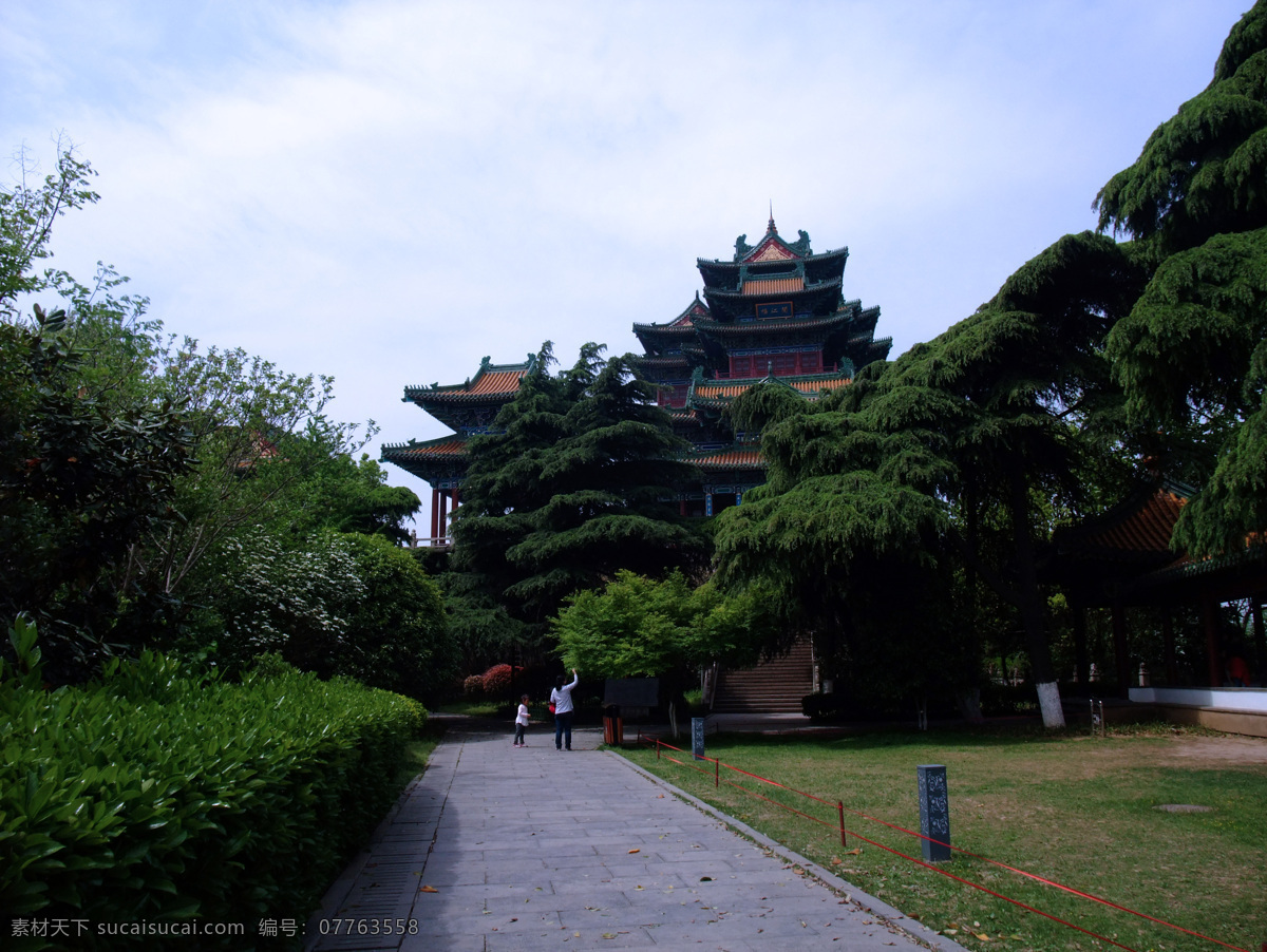 南京 狮子山风景区 楼阁 蓝天 道路 绿树 风光 2016 旅游摄影 国内旅游