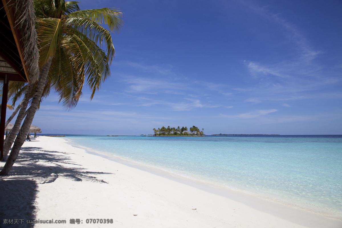 马尔代夫 旅游胜地 海滩 椰子树 晴朗 海边 海岛 小岛 沙滩 森林 度假村 热带 清澈 梦幻 唯美 加勒比海 斐济 海洋 大海 美景 风景 景色 风光 景观 壮观 人间天堂 世外桃源 国外旅游摄影 国外旅游 旅游摄影