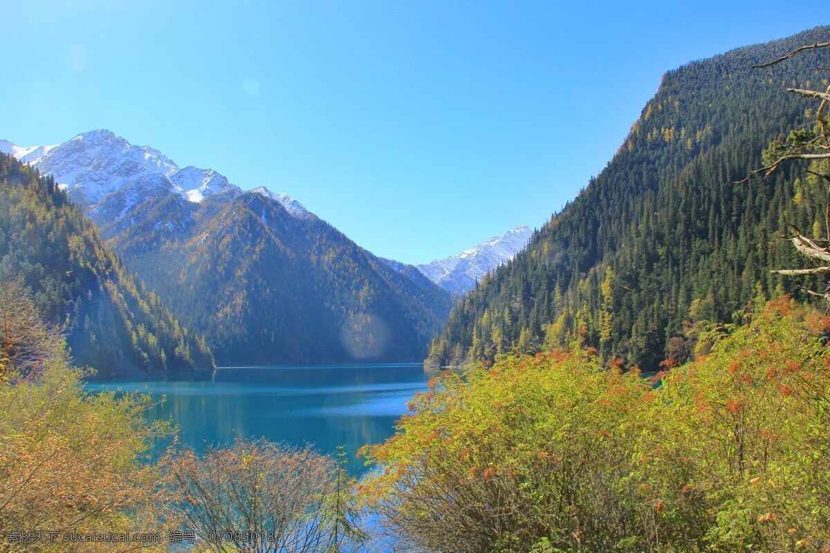 四川 九寨沟 风景 高清 山水 蓝天 山峰 山峦 雪山