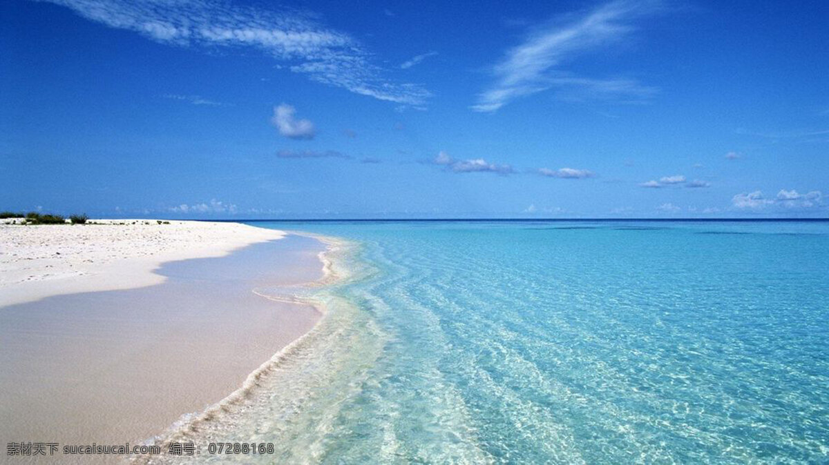 大海风景 蓝天白云大海 海边沙滩风光 一望无际大海 一层层的海浪 碧蓝的大海里 旅游摄影 自然风景