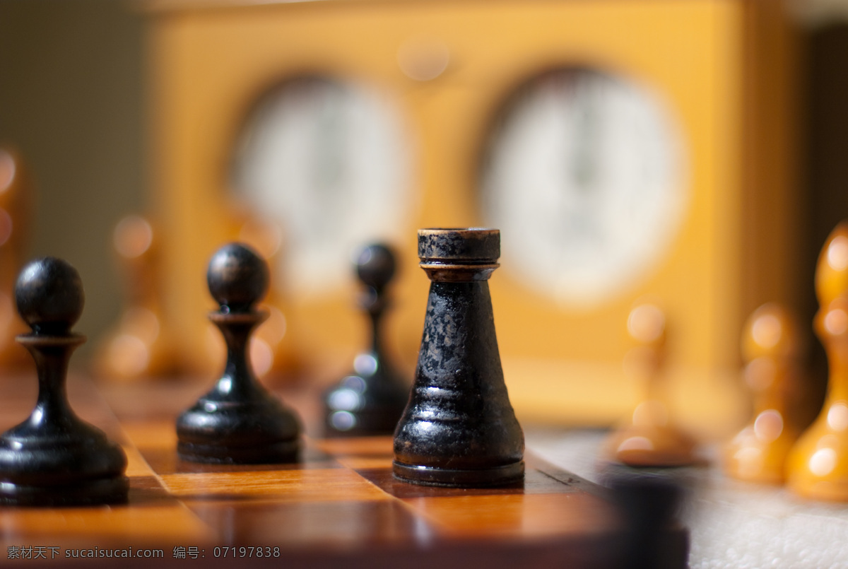 国际象棋 黑 棋子 象棋 下棋 棋盘 棋局 对弈 智慧 智力 娱乐休闲 游戏 比赛 特写 摄影图片 高清图片 其他艺术 文化艺术
