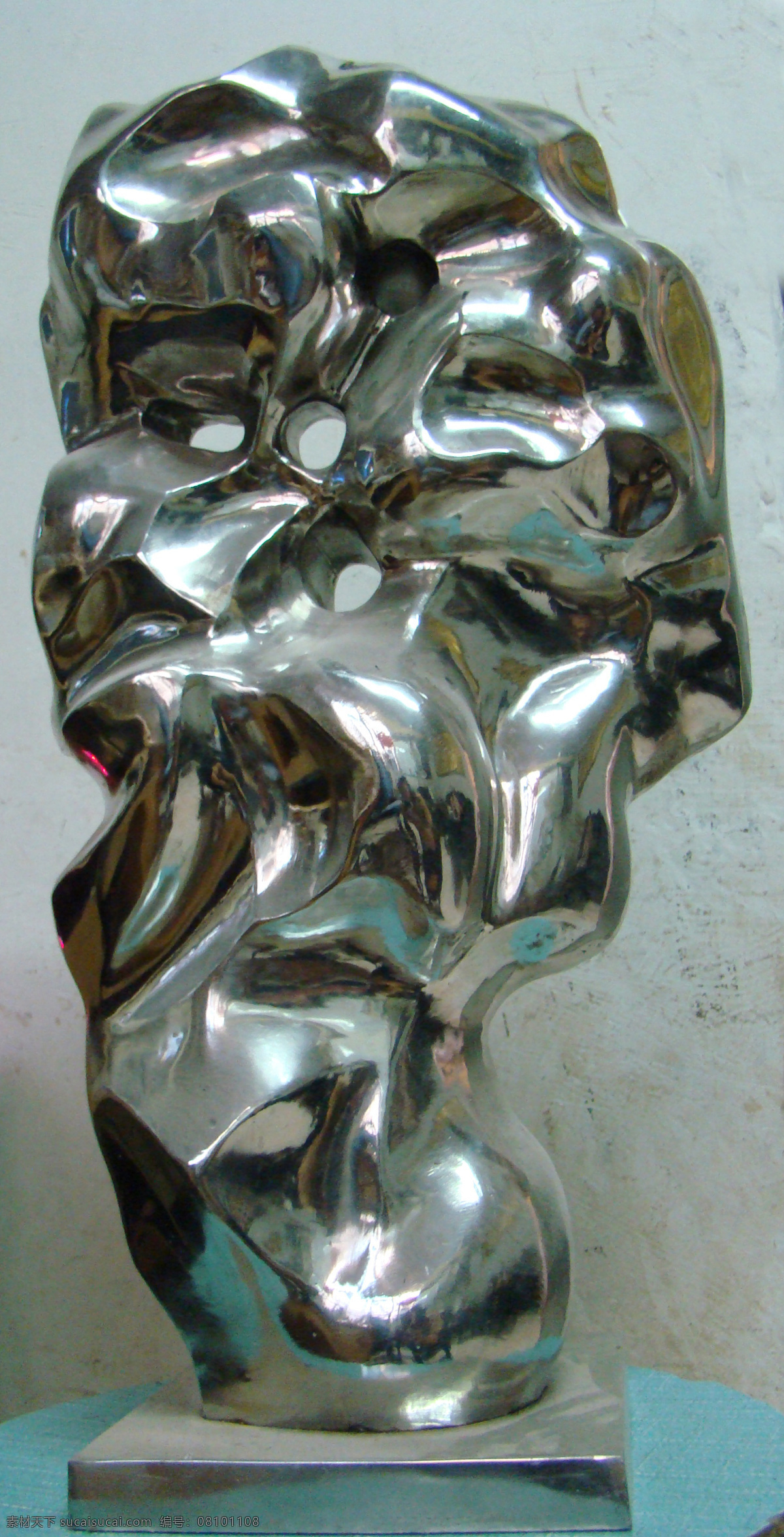 太湖石雕塑 不锈钢 抽象雕塑 镜面 艺术品 野马雕塑作品 建筑园林
