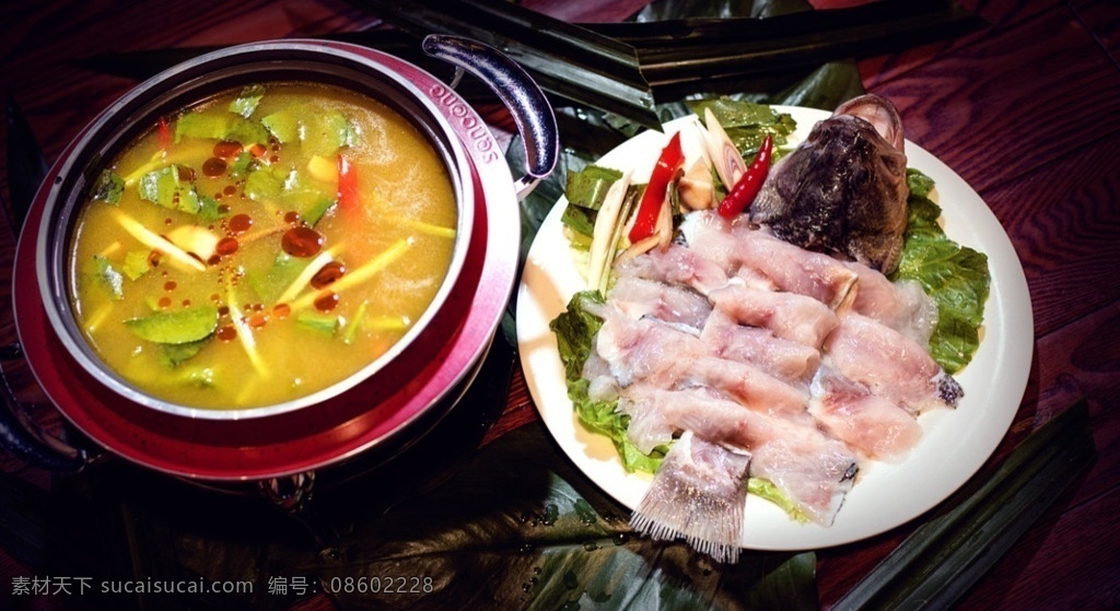 咖喱鲈鱼 鲈鱼 鲈鱼火锅 咖喱火锅 泰国菜 美食照片 餐饮美食 西餐美食