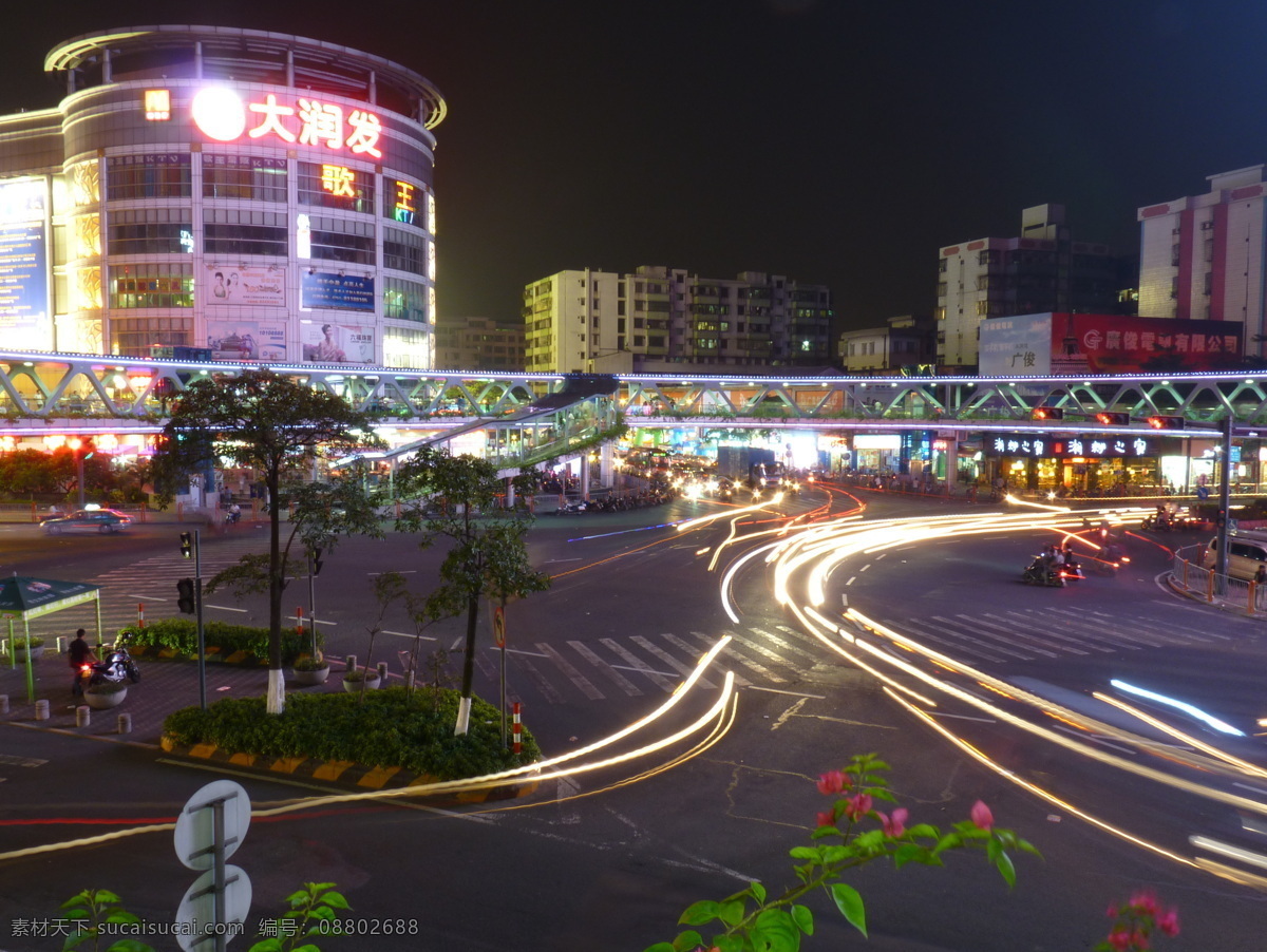 城市灯光 佛山 购物中心 建筑摄影 建筑园林 霓虹灯 市中心 大沥 夜景 大沥夜景 南海 广佛路 人行天桥 观光天桥 大润发 高端写字楼 车水马龙 繁忙的交通 城市主干道 城市地标 装饰素材 灯饰素材