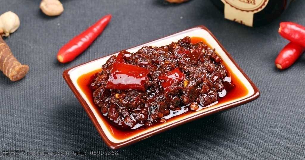 香辣牛肉酱 香辣 牛肉酱 辣椒 调料 辣椒油 米饭 美食图片 餐饮美食 传统美食