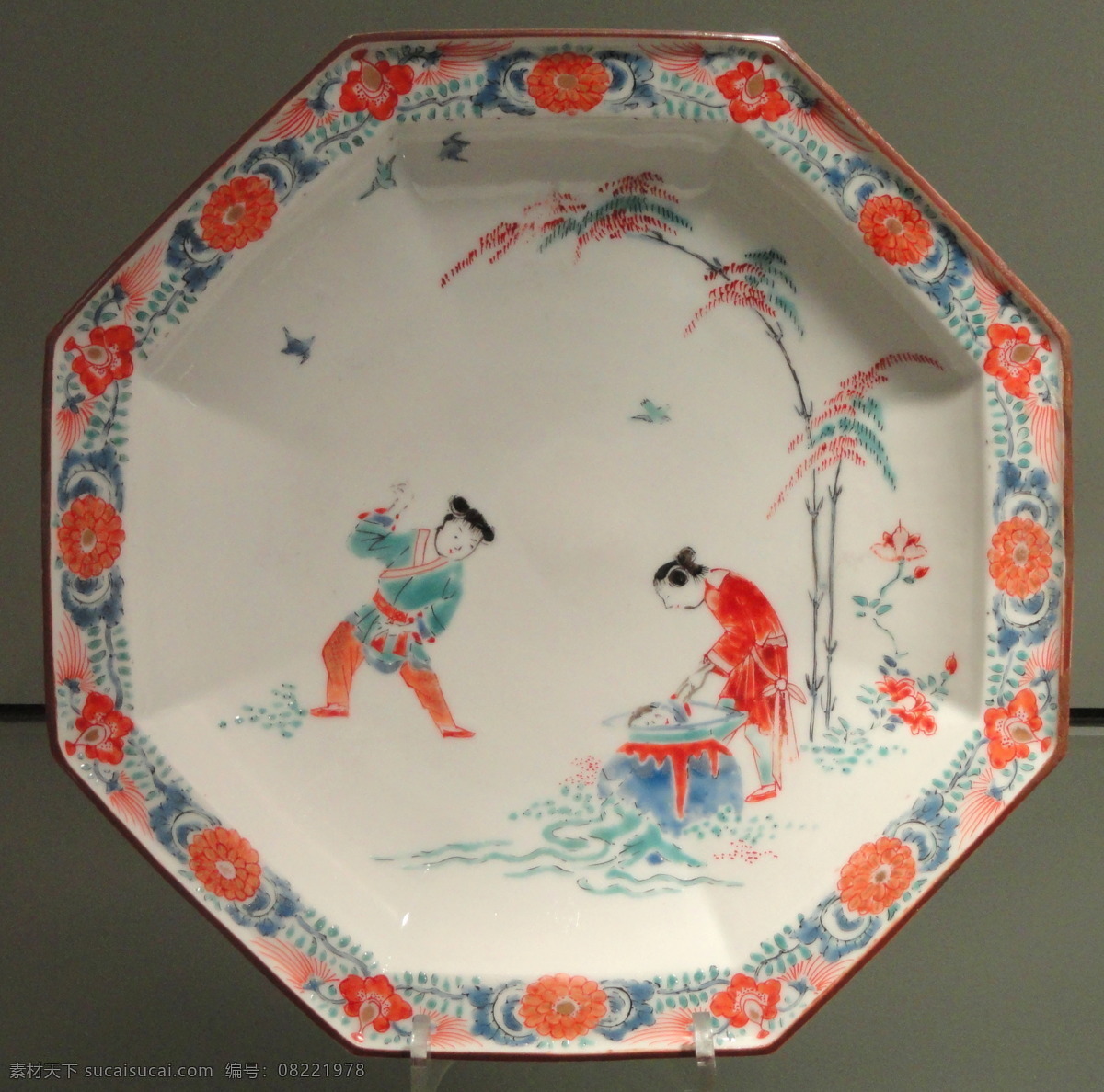 彩绘 餐具 传统文化 瓷器 工艺品 绘画 欧式 欧洲 瓷盘 欧式瓷盘 陶瓷 图案 人物 司马光 砸缸 文化艺术 装饰素材