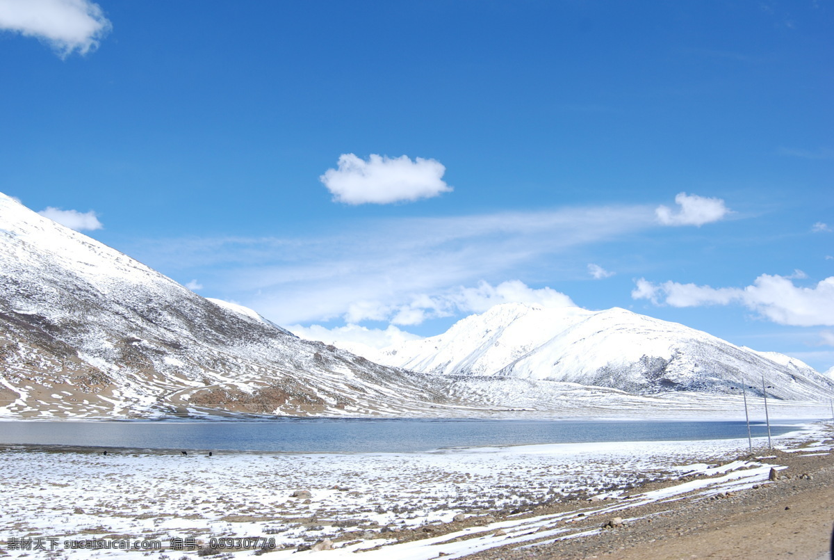 羊湖 西藏 无人区 气浪 雪山 公路 湖泊 蓝天 旅游摄影 国内旅游
