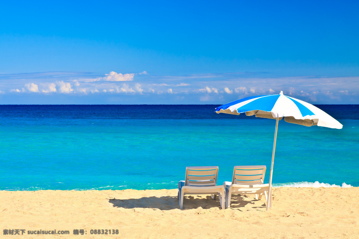 海边 度假 休闲 娱乐 风景 海边风景 大海 躺椅 蓝天 沙滩 遮阳伞 大海图片 风景图片