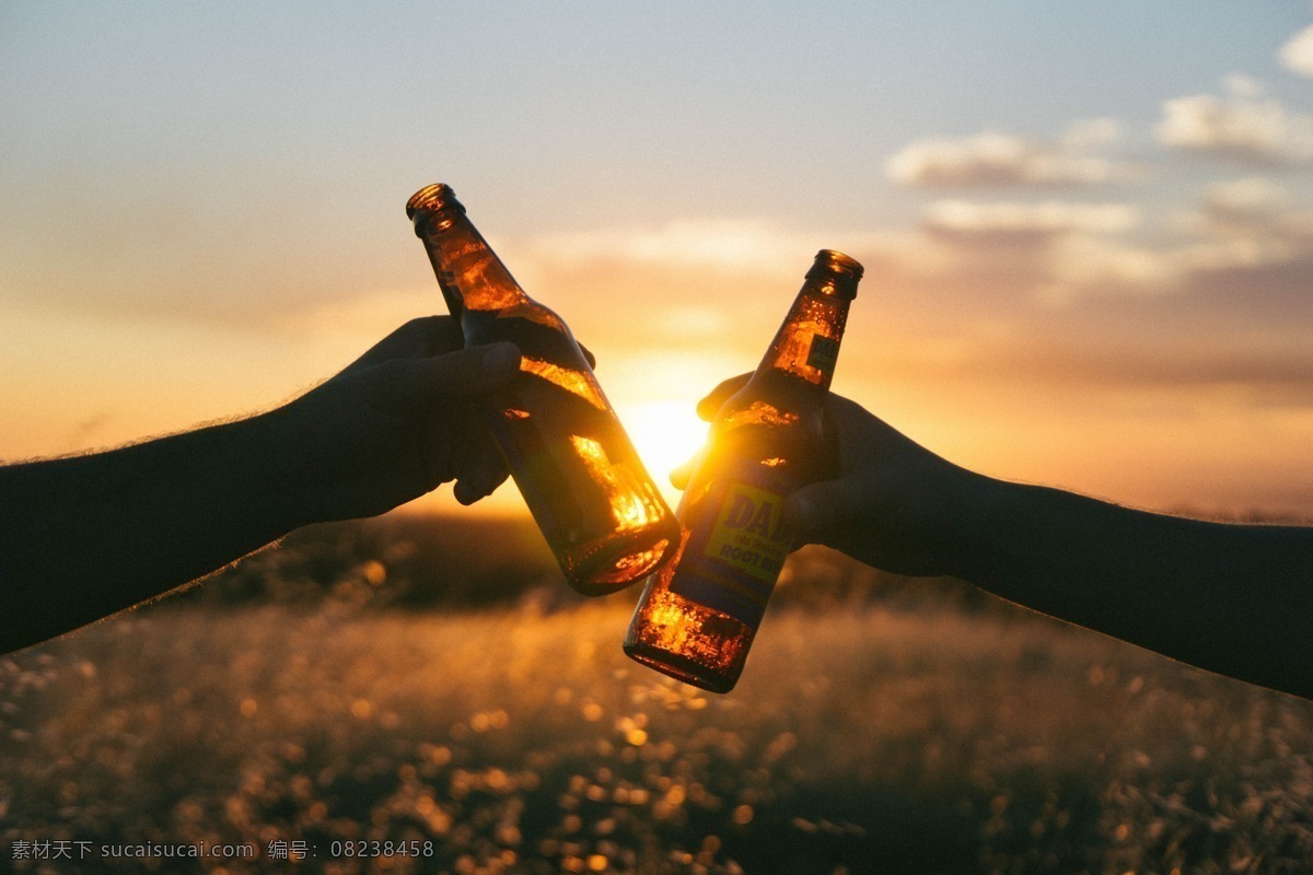 干杯 夕阳西下 夕阳 朋友 喝酒 剪影