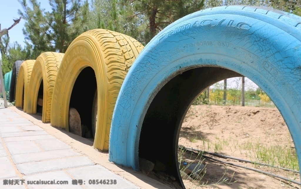 彩色轮胎 游乐园 游乐场 树林 车贴 汽车轮胎 彩色胎 建筑园林 园林建筑