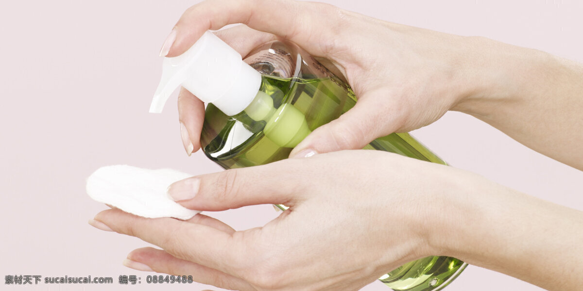 洗手 洗手液 绿瓶子 手 保洁 日常生活 人物图库