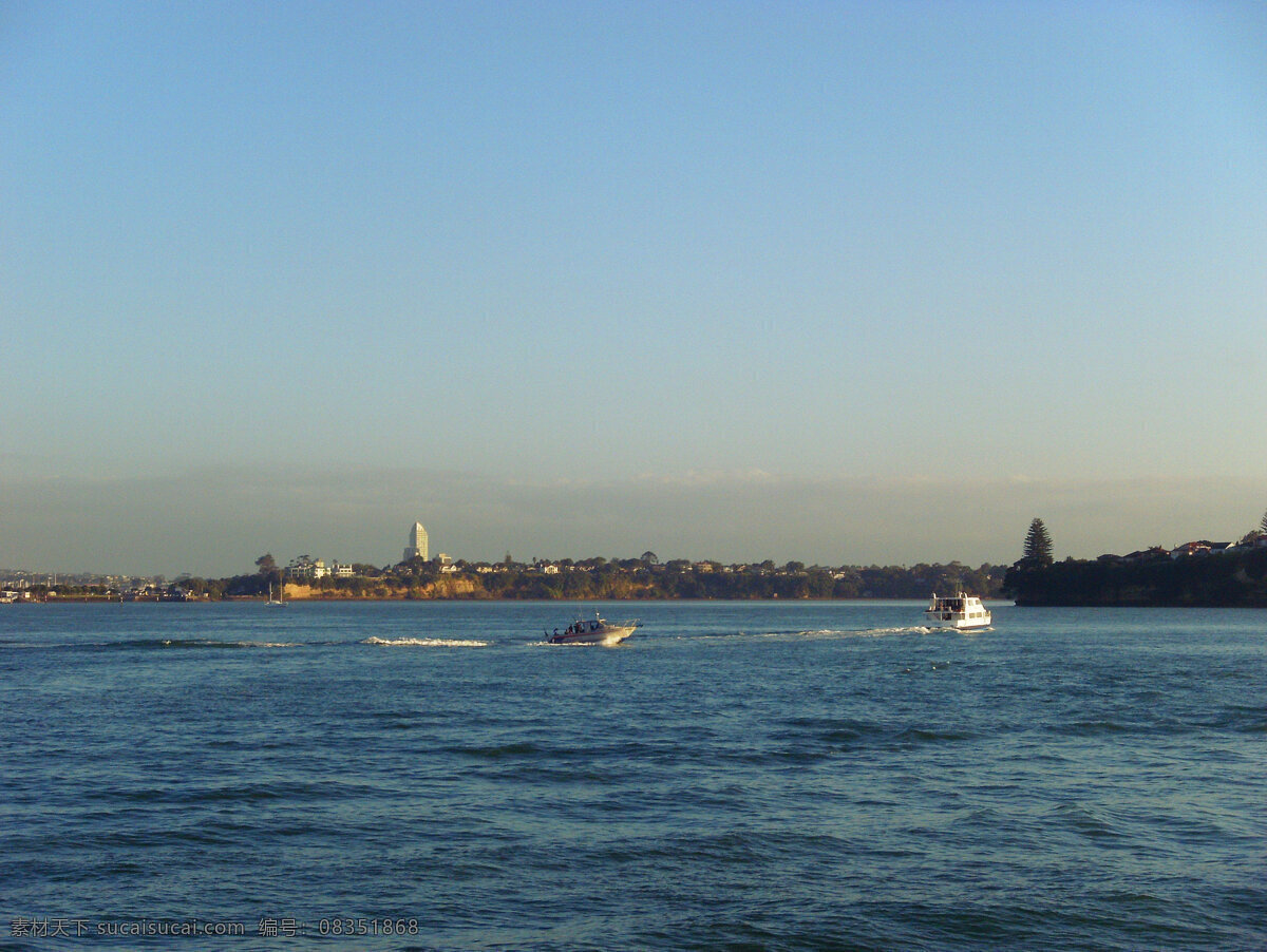 白云 大海 国外旅游 建筑 蓝天 旅游摄影 绿树 新西兰 海滨 风景图片 风景 远山 海水游艇 汽艇 风光 生活 旅游餐饮