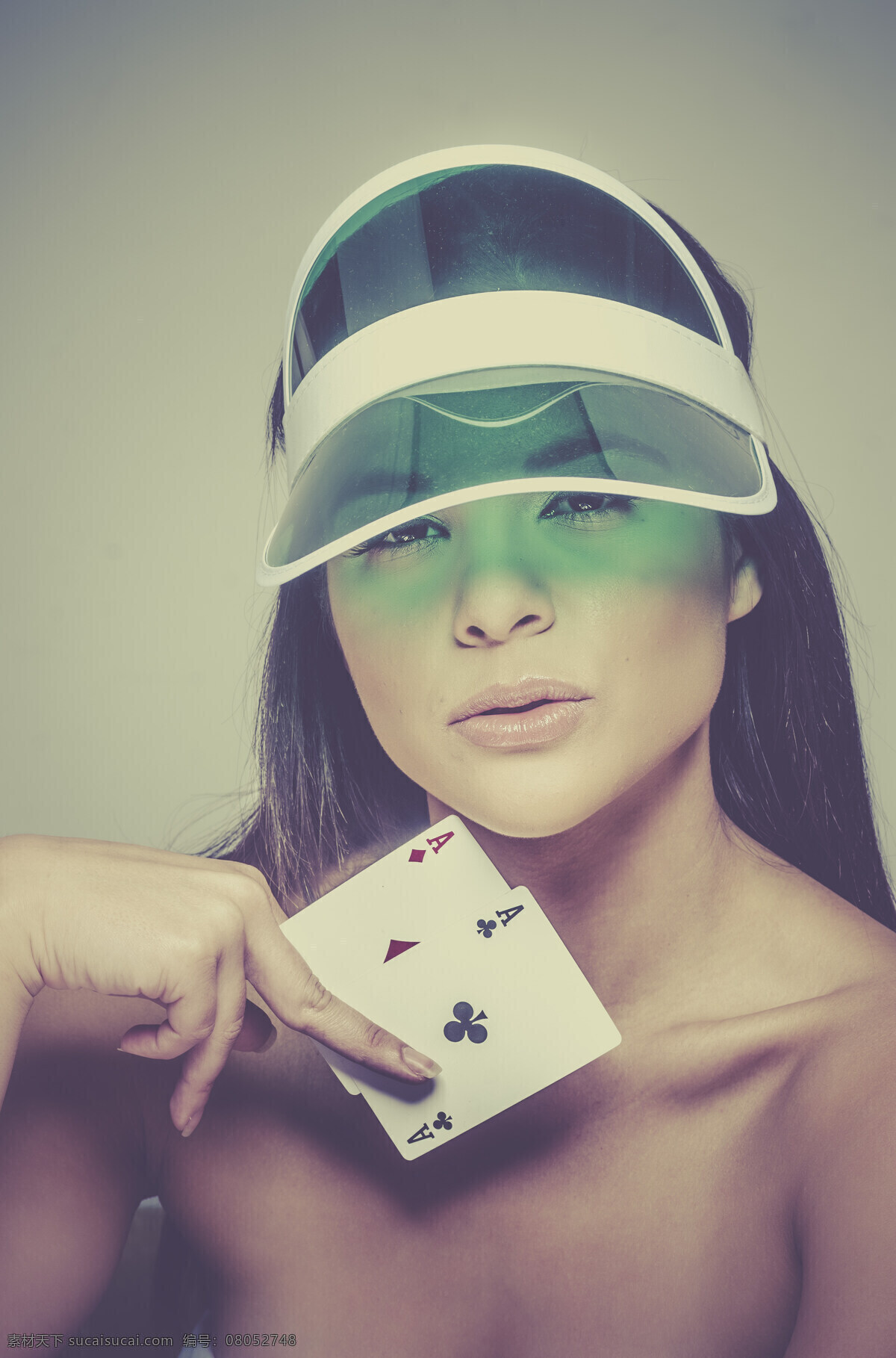 扑克 美女图片 赌博 赌钱 纸牌 性感美女 时尚女性 外国女人 欧美女性 美女模特 美女写真 人物图片