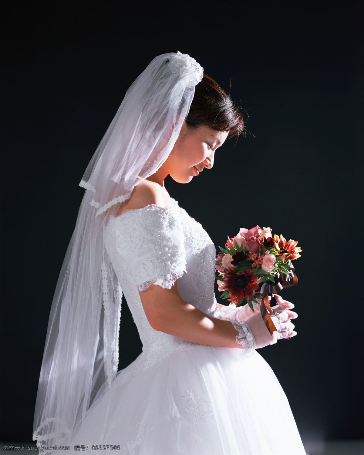 新娘 婚纱照 结婚照 结婚照片 新婚照片 花 人物图库 人物摄影 摄影图库
