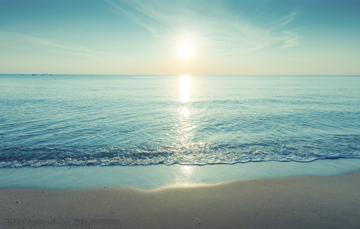 早晨 大海 海浪 浪花 沙滩 阳光 太阳 海水 蓝天 白云 大海图片 风景图片