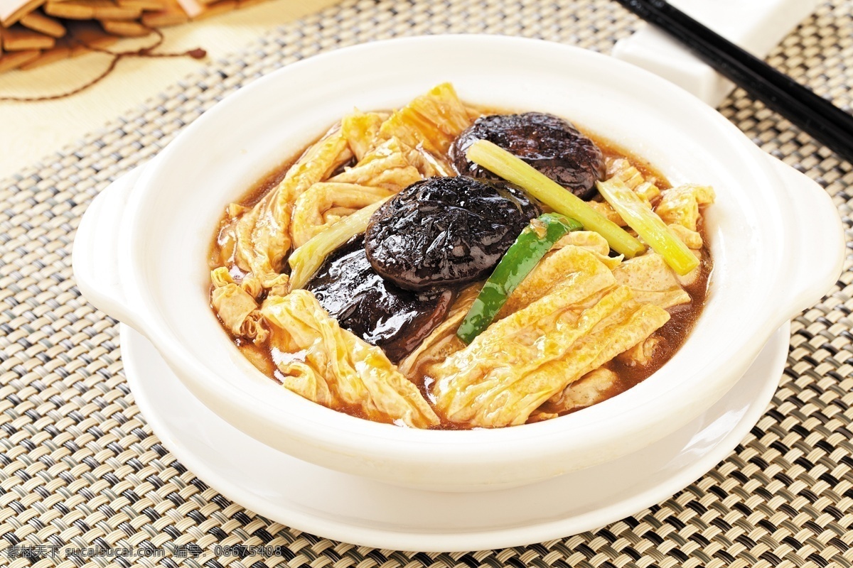 冬菇 支 竹 煲 菜图 餐饮美食 传统美食 冬菇支竹煲 支竹 焖腐竹 腐竹 焖煲 焖冬菇 矢量图 日常生活