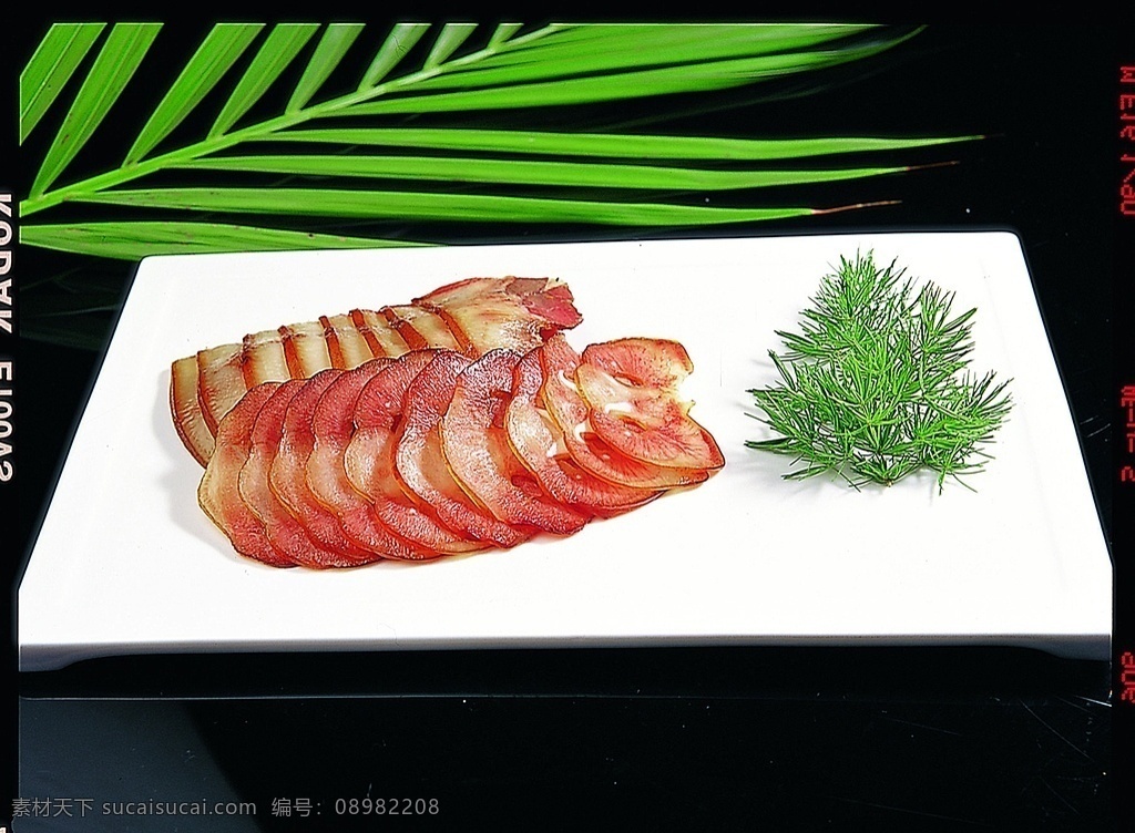 冷拼 腊味 猪 香 嘴 炒菜 家常菜 特色菜 热菜 美食 美味 八大菜系 汤羹 菜谱 菜名 小炒 炒饭 烧菜 凉菜 菜肴 佳肴 小吃 锅仔 烧烤 油炸 红烧 爆炒 清蒸 油焖 海鲜 刺身 主食 副食 米饭 面条 酱爆 点心 拼盘 冷拼盘 餐饮美食 传统美食