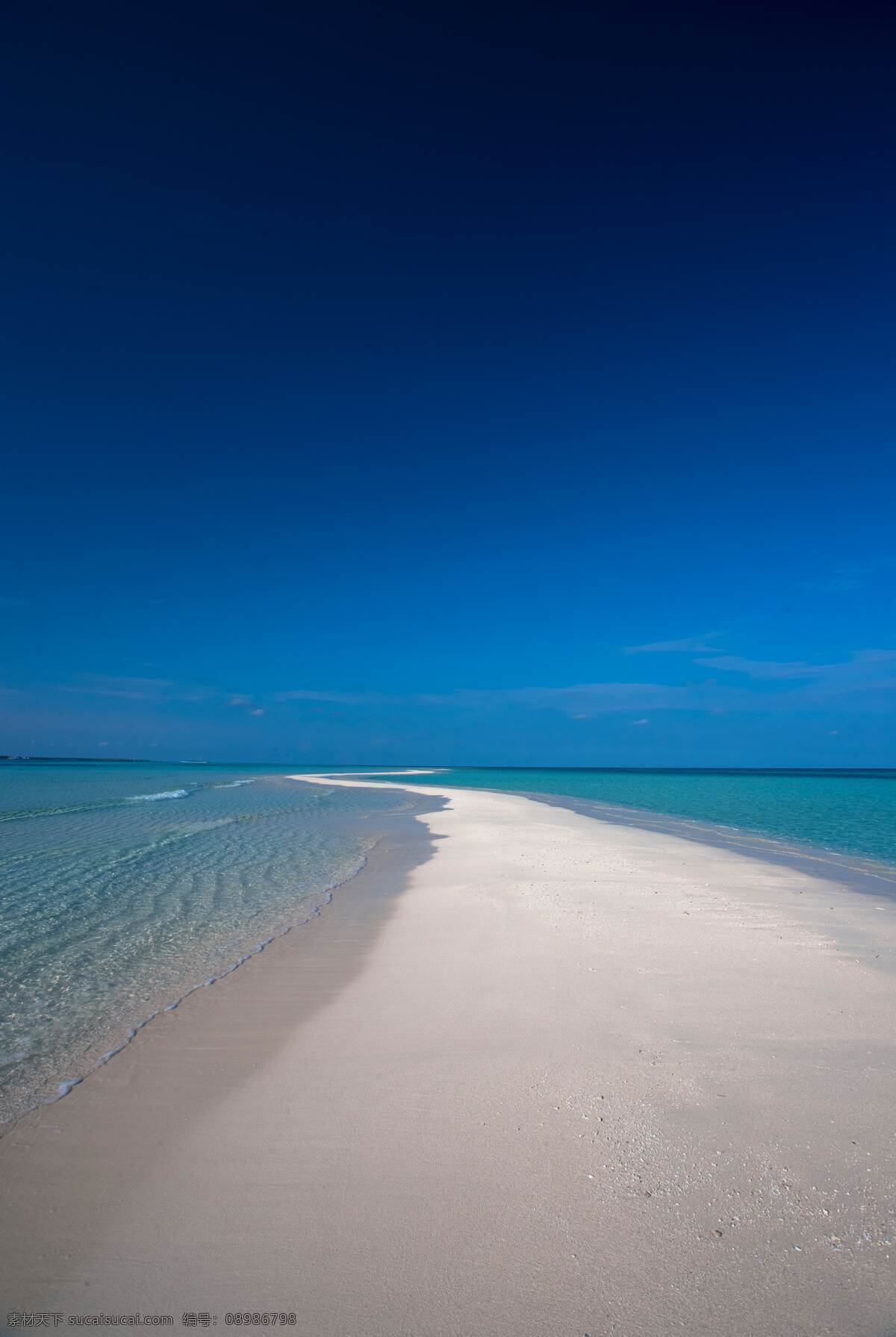 大海图片 海洋 海水 海岸 砂石 天空 蓝天 白云 云朵 海边风景 自然风景 自然景观 大海风景 旅游摄影