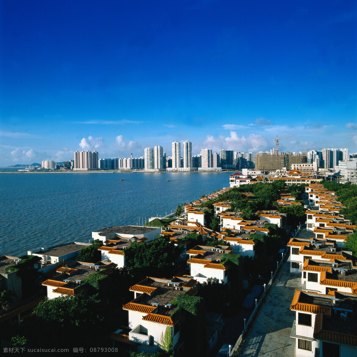 海边 别墅 群 现代城市 现代都市 城市风景 高楼大厦 繁华都市 繁荣城市 道路 马路 城市风光 海边城市 大海 别墅群 环境家居 黑色
