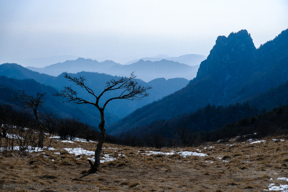 秦岭之巅 秦岭 分水岭 西安 山脉 山顶 雪山 自然景观 山水风景