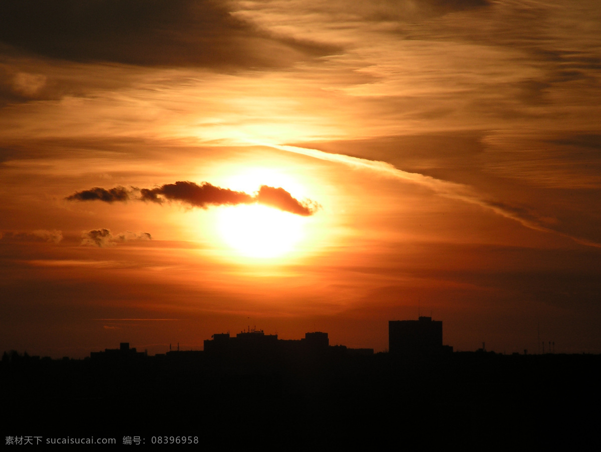 城市落日 落日 城市剪影 傍晚 金色 发光 太阳 黄昏 摄影素材 自然景观 自然风景