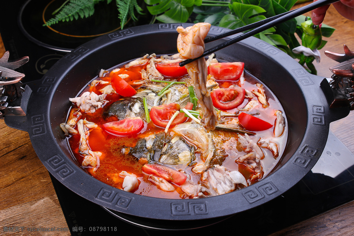 美蛙鱼头 美食 美味 可口 鱼头 牛蛙 火锅 热菜 番茄 餐饮美食 传统美食