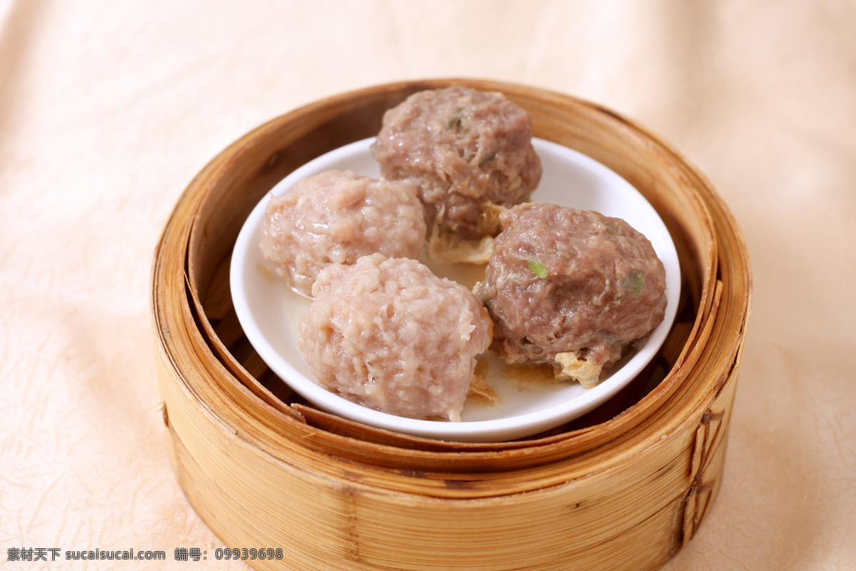 早茶 黑木耳蒸双丸 蒸肉丸 牛肉丸 点心 餐饮美食 传统美食