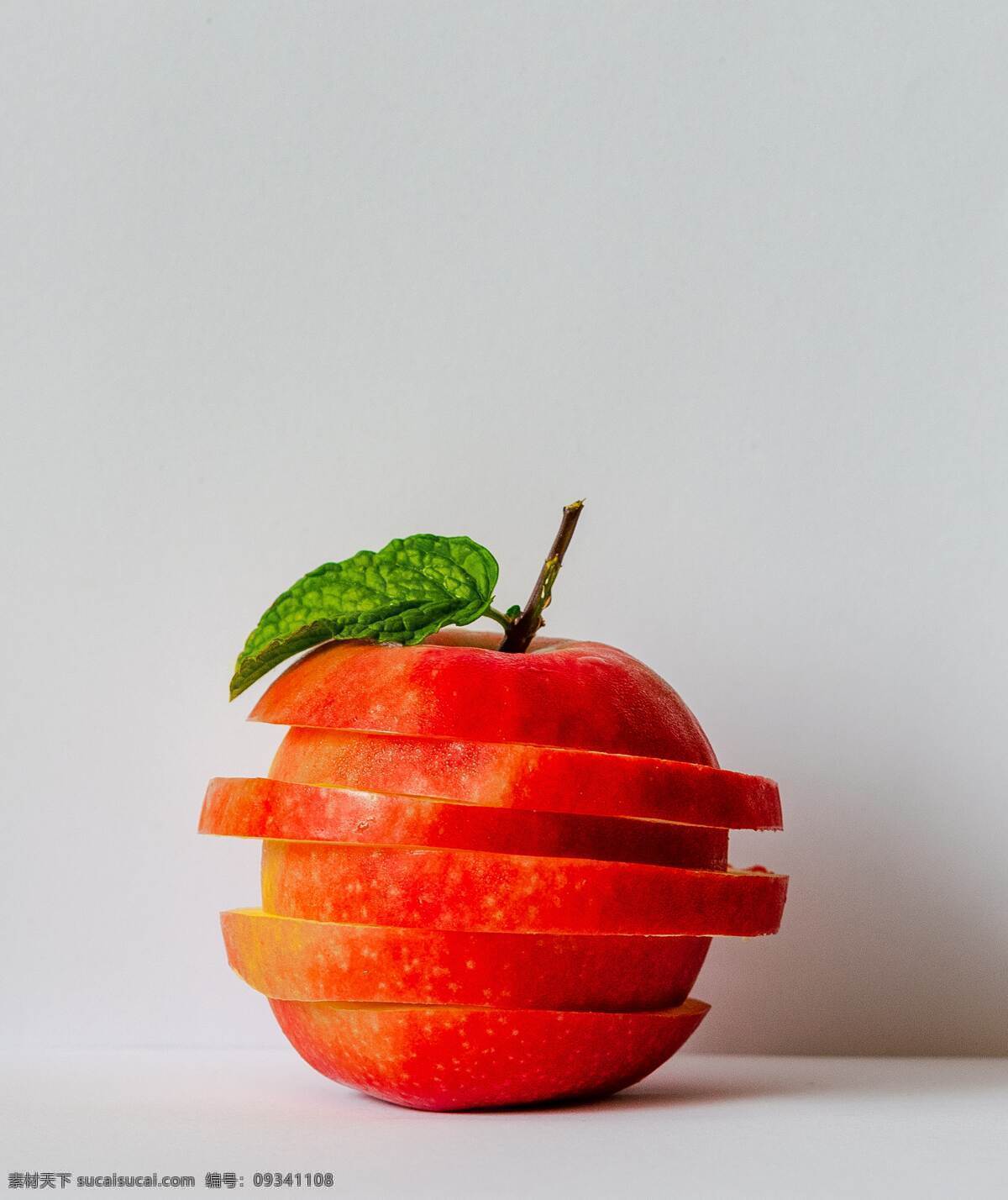 水果 红色 创意 切开的苹果 红苹果 生物世界