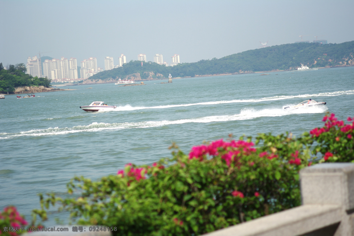 波浪 大海 风景 国内旅游 海边 快艇 浪花 旅游摄影 厦门 厦门海边 游艇 山 生活 旅游餐饮