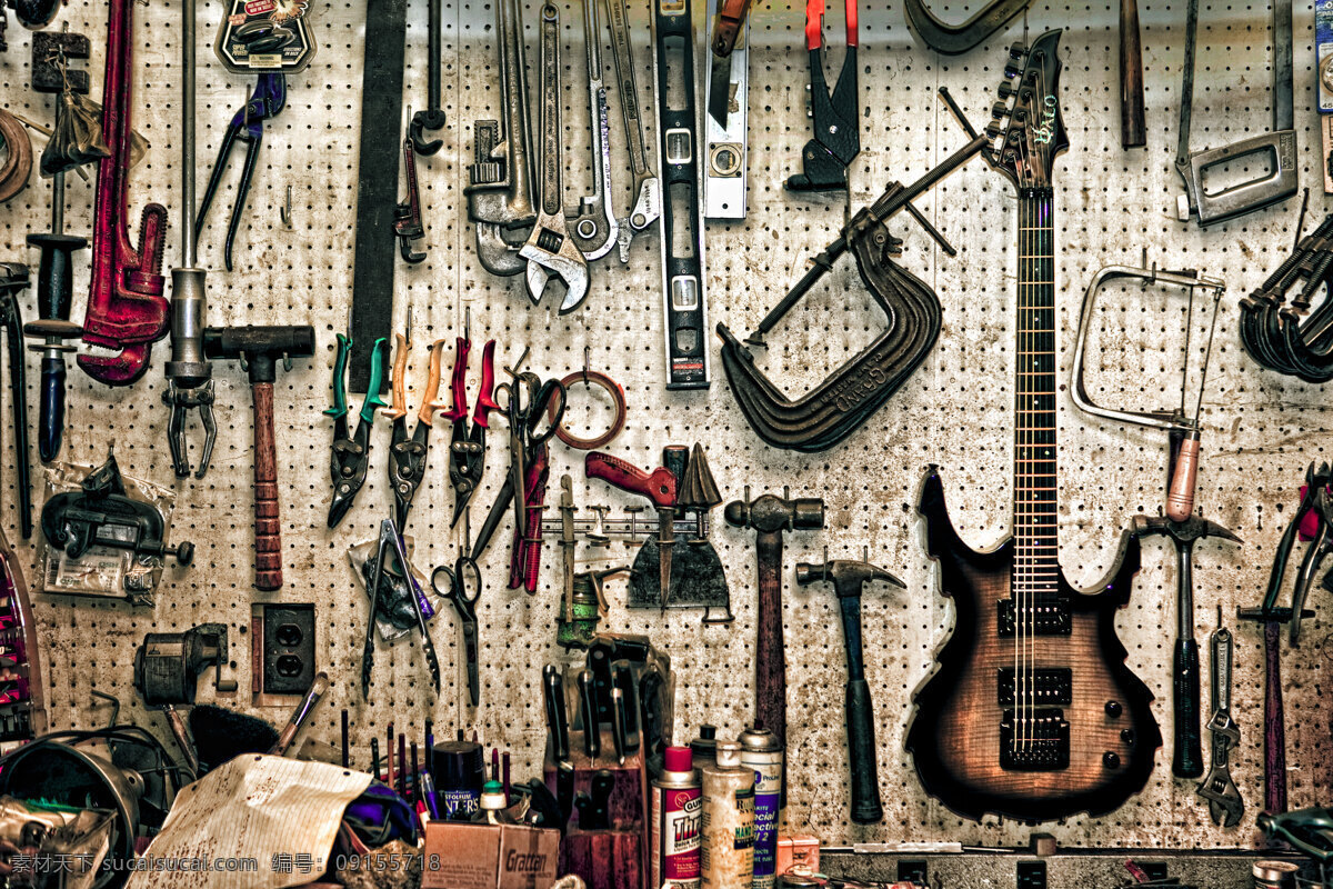 重金属车间 重金属 工具 贝斯 电吉他 墙 室内 工业生产 现代科技