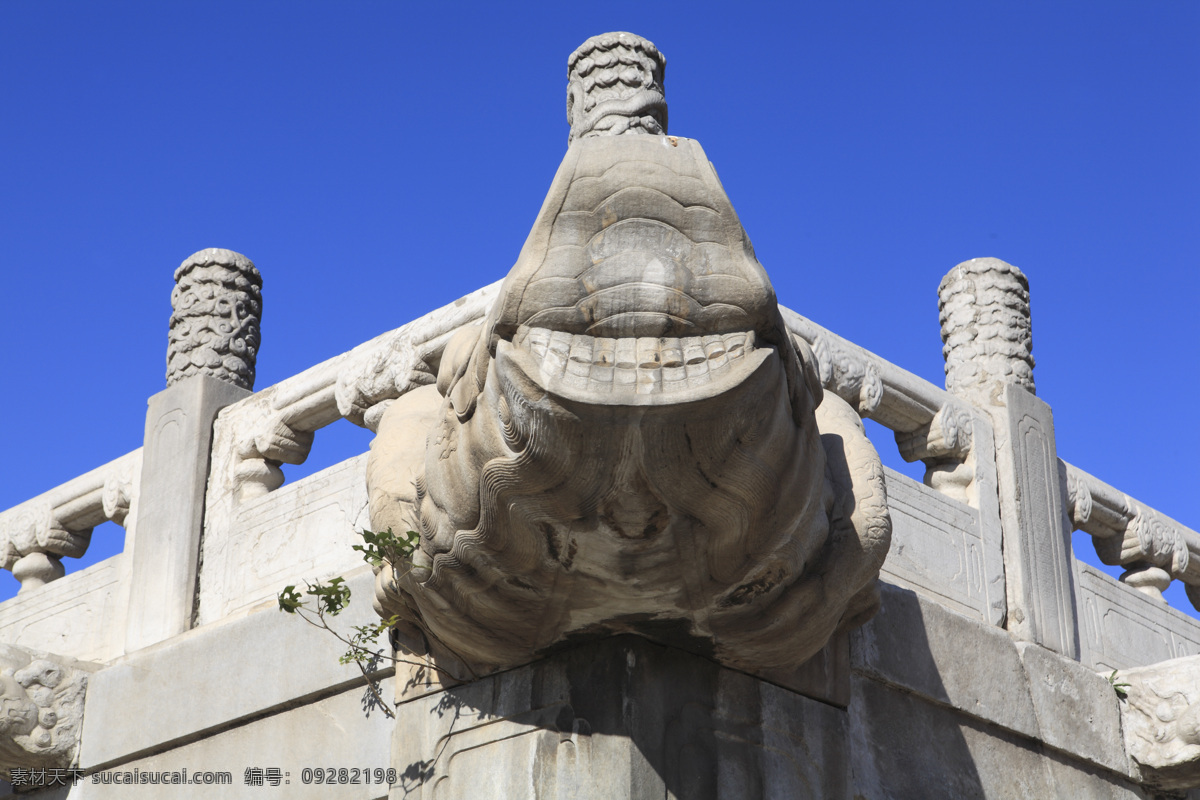 故宫 汉白玉 雕塑 龙头 栏杆 宫殿 琉璃瓦 古建筑 北京 国内旅游 旅游摄影 摄影故宫 园林建筑 建筑园林