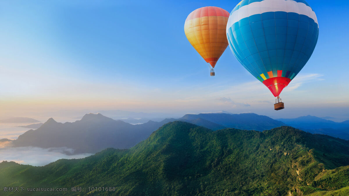 热气球 白云 山峰 天空 背景图片