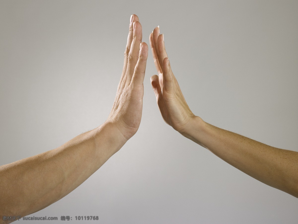 击掌 时 双手 特写 手 手势 男性 女性 手掌 摄影图 高清图片 人体器官图 人物图片