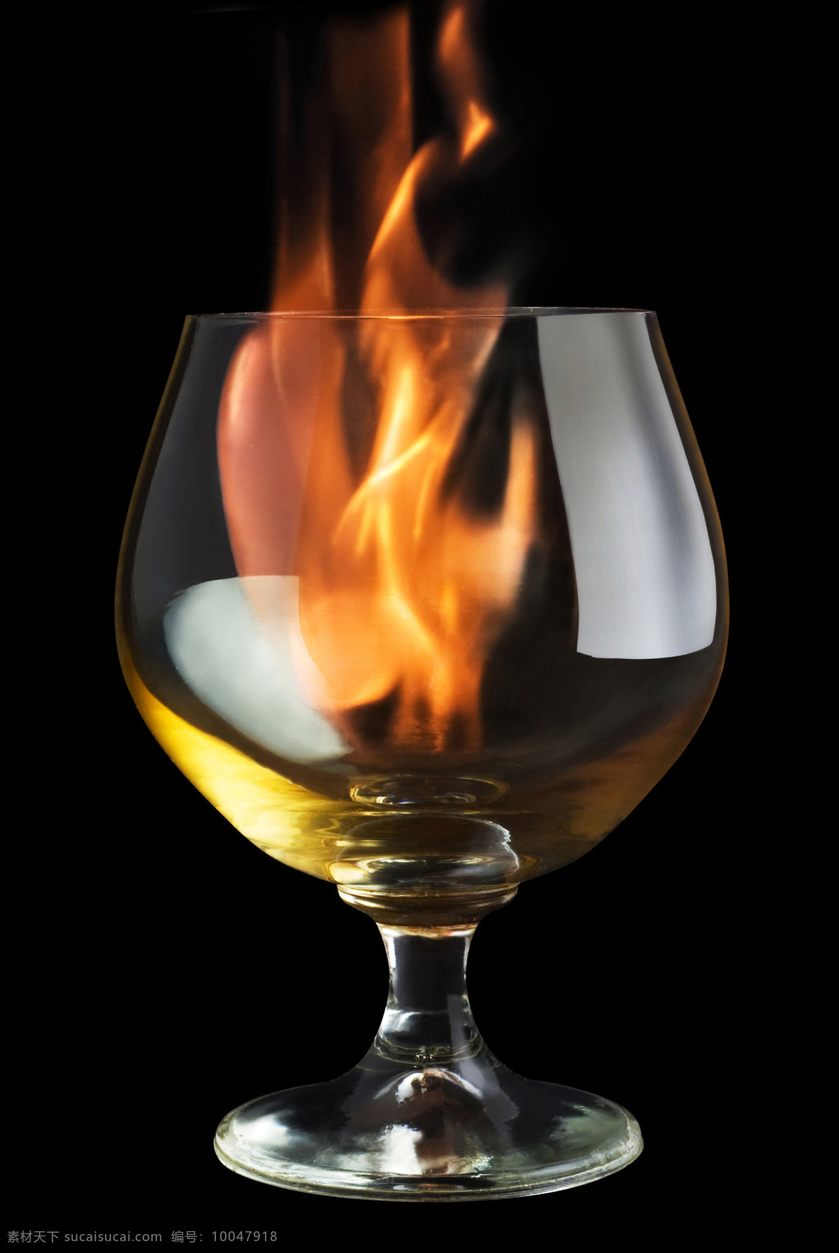 酒杯内的火焰 酒杯 内 火焰 原图 尺寸 燃烧 着火 玻璃杯 红酒杯 精品图片 实用图片 精美图片 印刷适用 高清图片 创意图 摄影图库