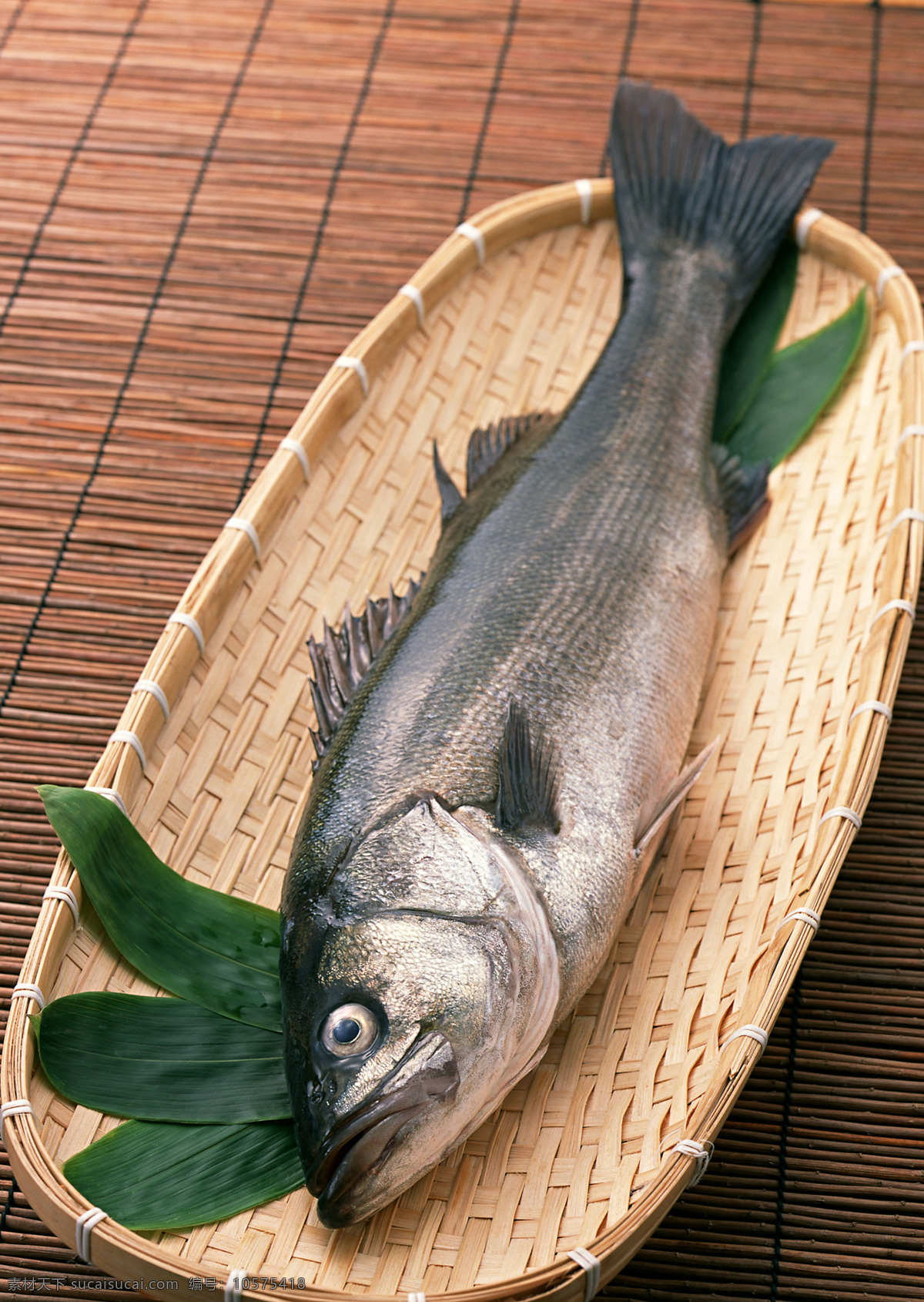 海 鲫鱼 餐饮美食 摄影图库 食物原料 竹叶 海鲫鱼 竹扁 鲜海鲫鱼 矢量图 日常生活