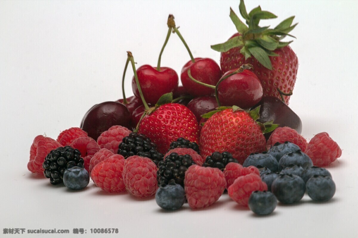新鲜的水果 草莓 水果 新鲜 樱桃 树莓 蓝莓 生物世界