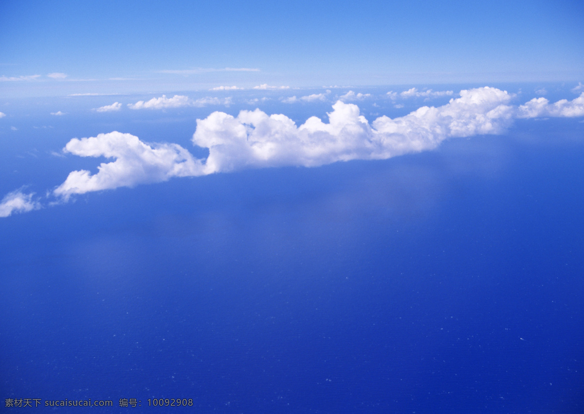 蓝天免费下载 白云 草地 蓝天 摄影图 天空 田园风景 自然景观 风景 生活 旅游餐饮