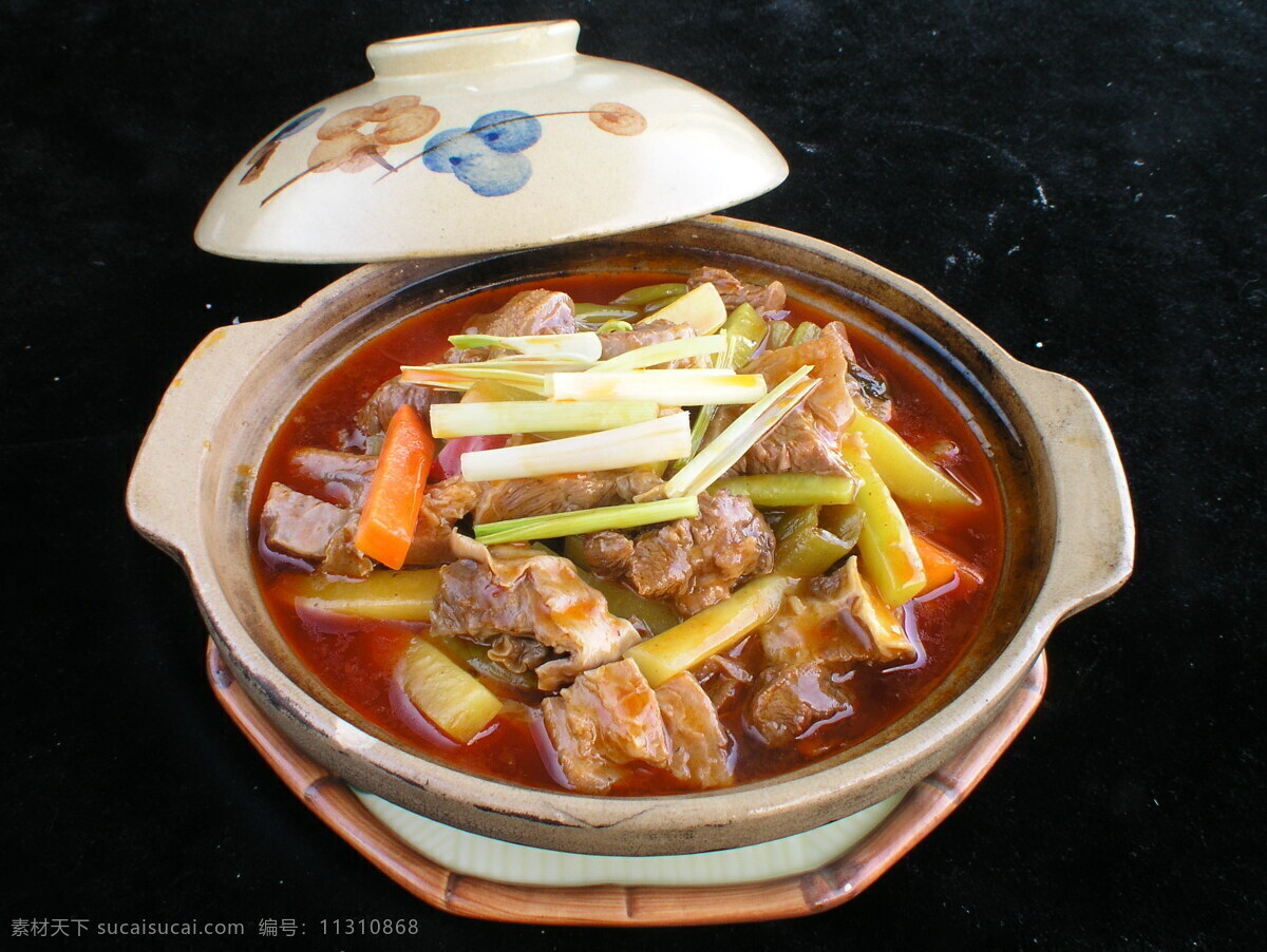 泡菜 什锦 牛腩 煲 中华美食 中国美食 美食摄影 菜谱素材 餐饮美食
